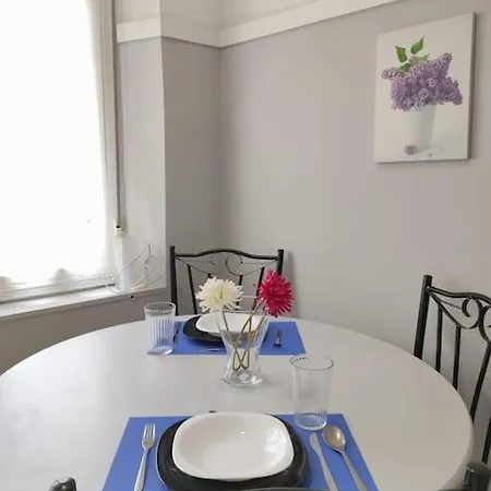 Апартаменти Apartamento Roski *